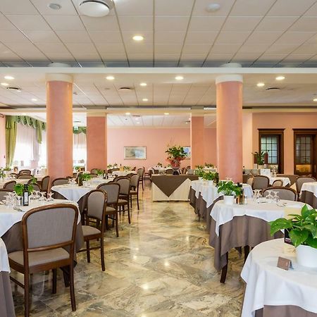 Hotel Columbia Terme Abano Terme Bagian luar foto